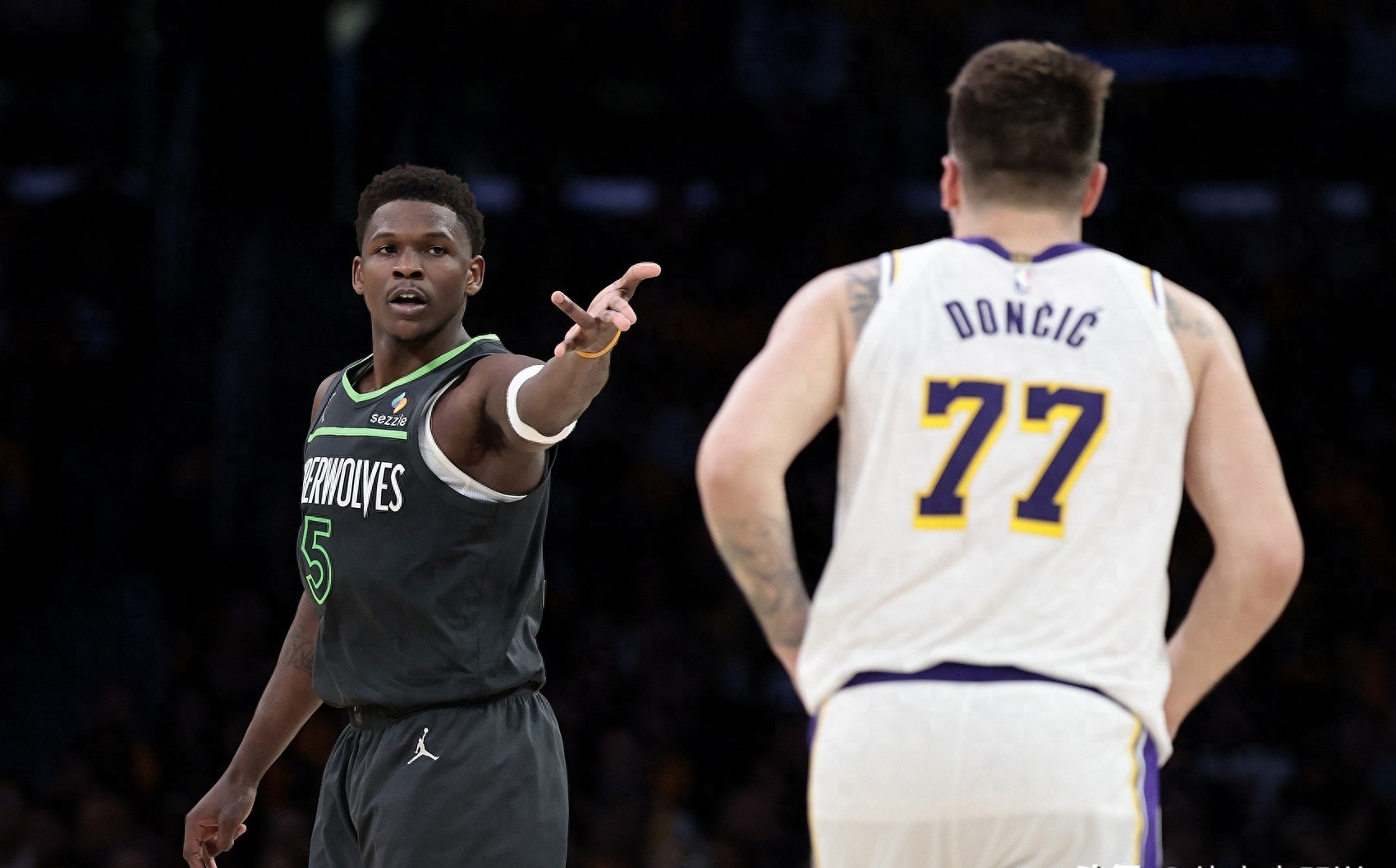 芒果体育-关于明尼苏达森林狼赛前官宣签约；志在中超名次提升；球迷炸锅；资深球员宣示担当的信息