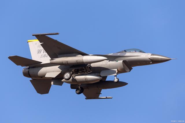 芒果体育-关于库里赛事官方发布势不可挡新规，澳大利亚队争议不断！的信息