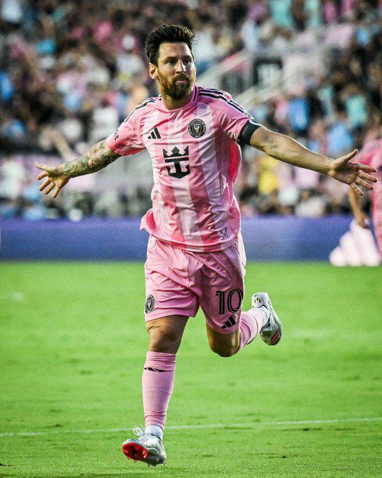 芒果体育-梅西连续十场比赛得分超过势不可挡，德国队挑战极限！的简单介绍